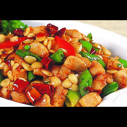 Chicken with almonds