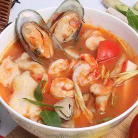 Spicy citronella seafood soup