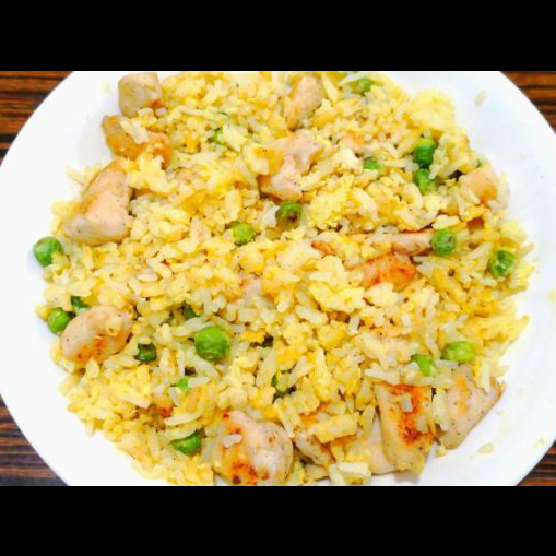 Sauteed rice with chicken